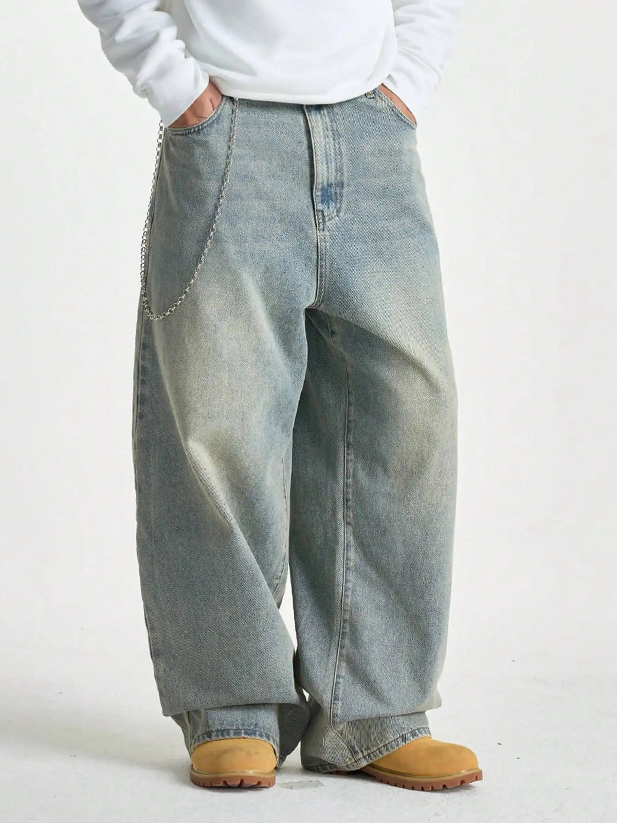 Manfinity EMRG Men's Light Blue Washed Retro Loose Wide Leg Jeans - 𝐃𝐔𝐕𝐋𝐀𝐒𝐇𝐎𝐏